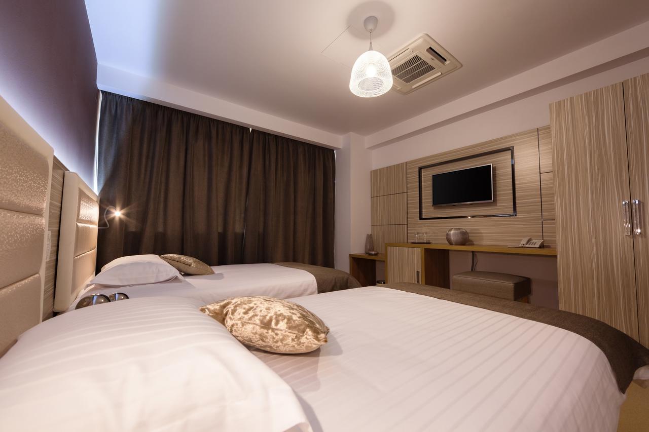 Hotel Premium Wellness Institute à Bucarest Extérieur photo