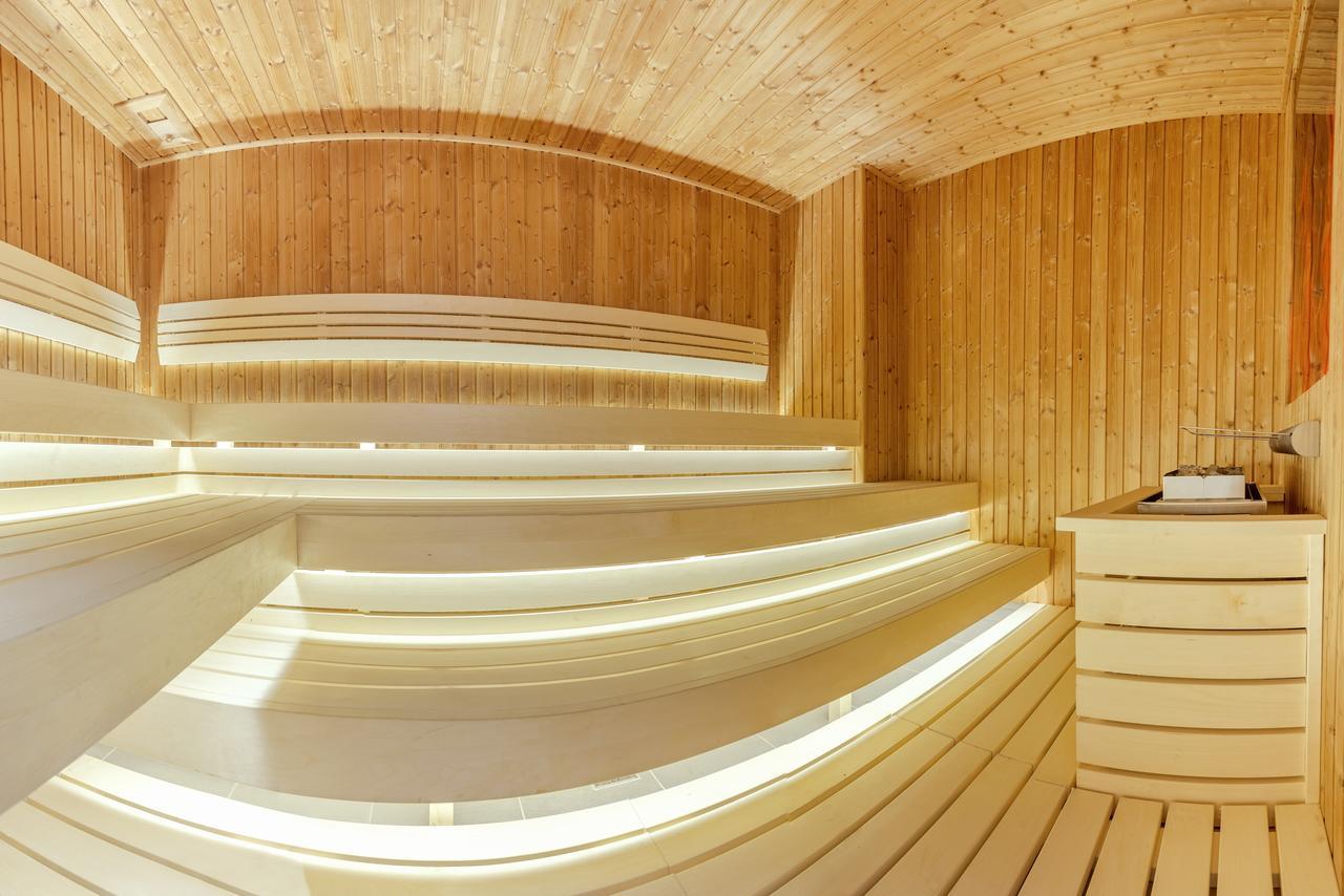 Hotel Premium Wellness Institute à Bucarest Extérieur photo