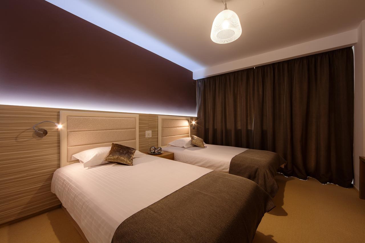 Hotel Premium Wellness Institute à Bucarest Extérieur photo