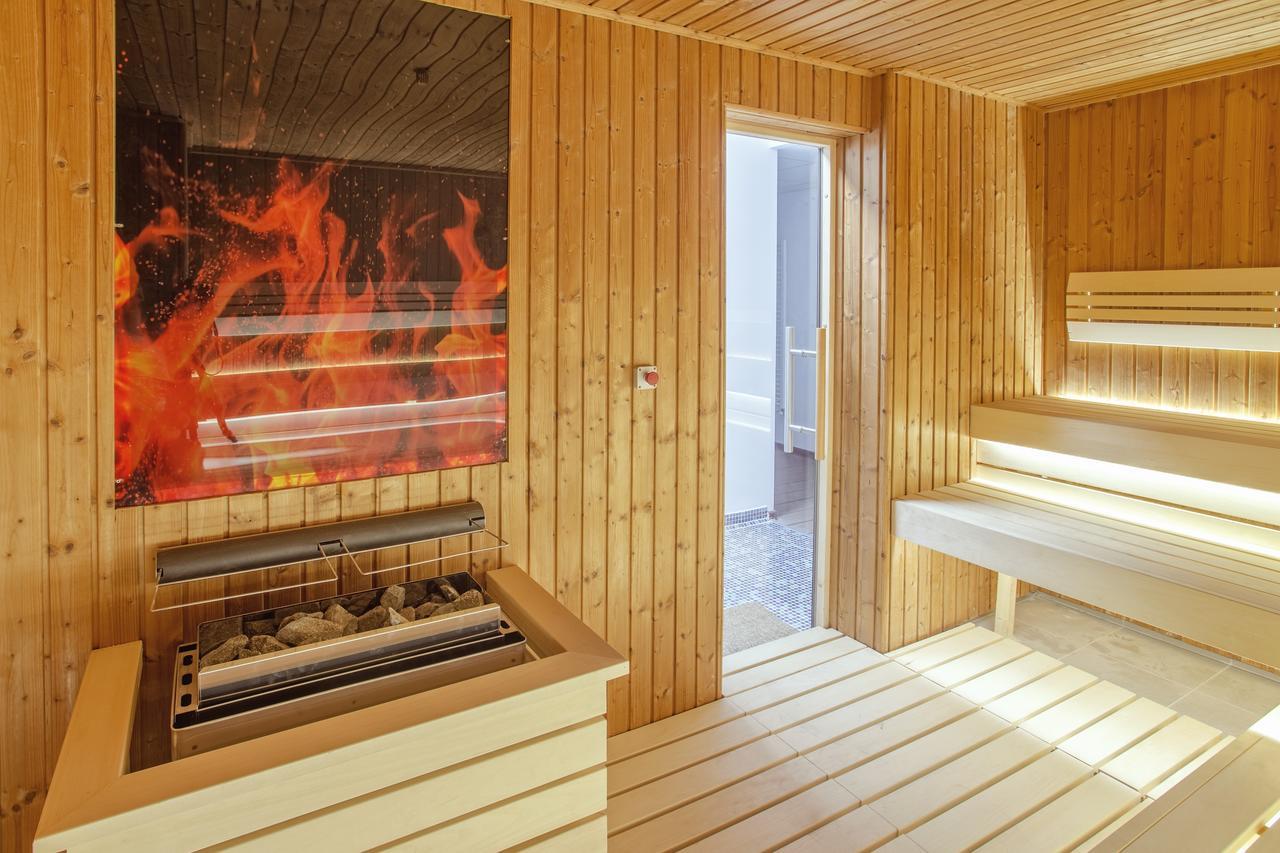 Hotel Premium Wellness Institute à Bucarest Extérieur photo